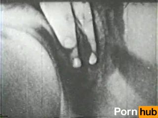 Lesbian Peepshow Loops 628 50’s and 60’s – Scene 2